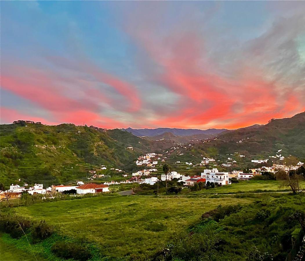 Casa Rosalia. Apartamento Con Vistas A La Montana Teror Kültér fotó